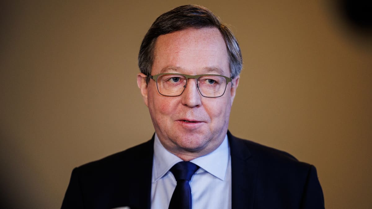 Elinkeinoministeri Mika Lintilä.