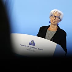 EKP:n pääjohtaja Christine Lagarde tiedotustilaisuudessa Frankfurtissa 4. toukokuuta 2023.