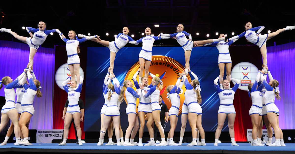 VM-silver i cheerleading till Finlands damjuniorer