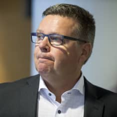 Entinen huumepoliisin päällikkö Jari Aarnio Helsingin käräjäoikeudessa 02.10.2018