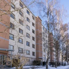 Kerrostalo Martinlaaksossa Vantaalla.