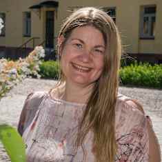 Henkilökuvassa, Minna van Gerven, Professori.