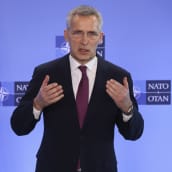 Stoltenbergin Madridin Nato-kokousta ennakoiva presseri