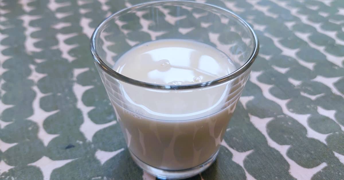 Ruotsia piinaa juomapula: vaaleanpunainen mansikkamaito on lopussa