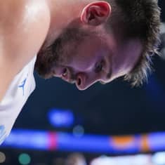 Luka Doncic koripallon MM-kisoissa.