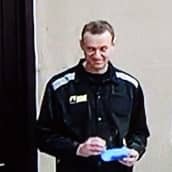 Aleksei Navalnyi kuvattuna oikeuden suorassa lähetyksessä.