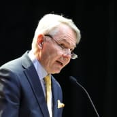 Pekka Haavisto puhuu Vihreitten puoluekokouksessa Joensuussa 22.5.2022