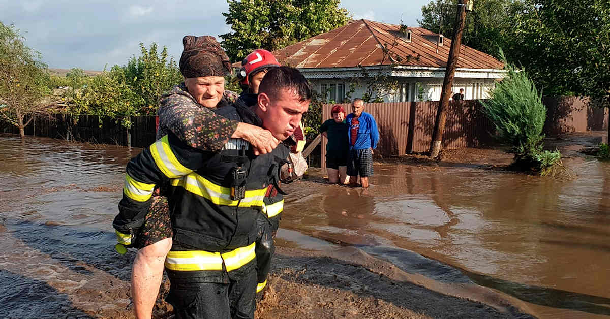 Euroopassa taistellaan Boris-myrskyn nostattamia suurtulvia vastaan – katso kuvia veden valtaamista kylistä | Ulkomaat