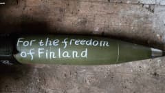 Tykin ammus, jossa teksti "For the freedom of Finland".
