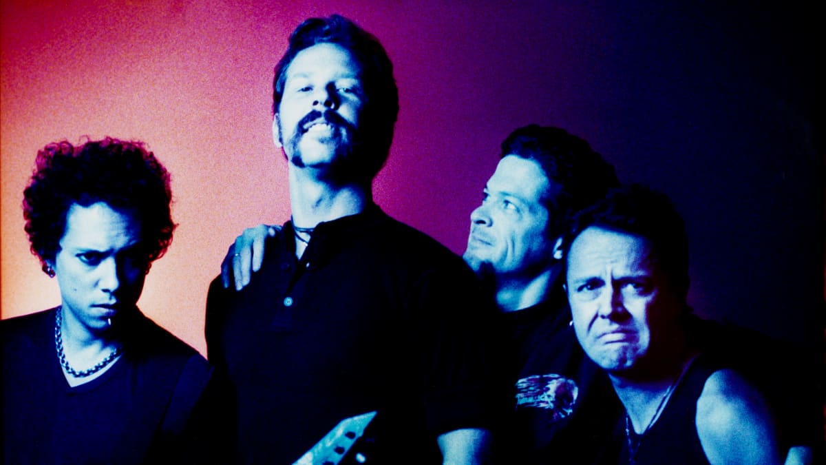 Metallica ryhmäkuvassa 1996.