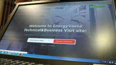 En datorskärm som visar EnergyVaasas hemsida.