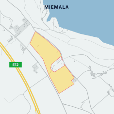 Karttagrafiikka joka näyttää Miemalan aluetta Hämeenlinnan kaupungin kupeessa josta kaupunki on ostanut maata eritasoliittymää varten.