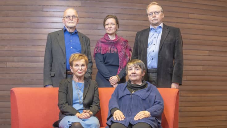 De fem medlemmarna i den samiska försoningskommissionen på gemensam bild