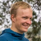 Suomen hiihtojoukkueen huoltaja Juho Mikkonen kertoo taustajoukkojen pronssimitalitunnelmista.