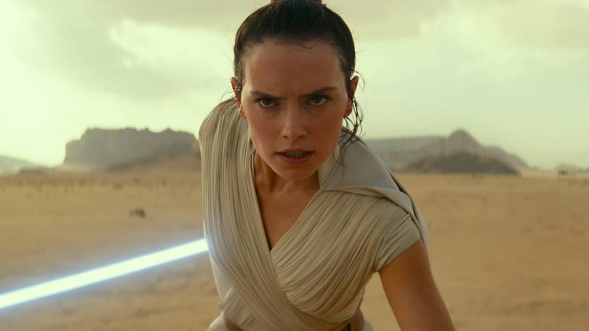 Lähikuva henkilöstä Rey (Daisy Riley) elokuvassa Star Wars: The Rise of Skywalker.