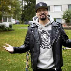 Muusikko Kari Härkönen eli Brädi.