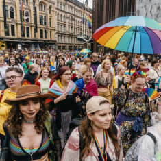 Helsinki Pride -kulkue.