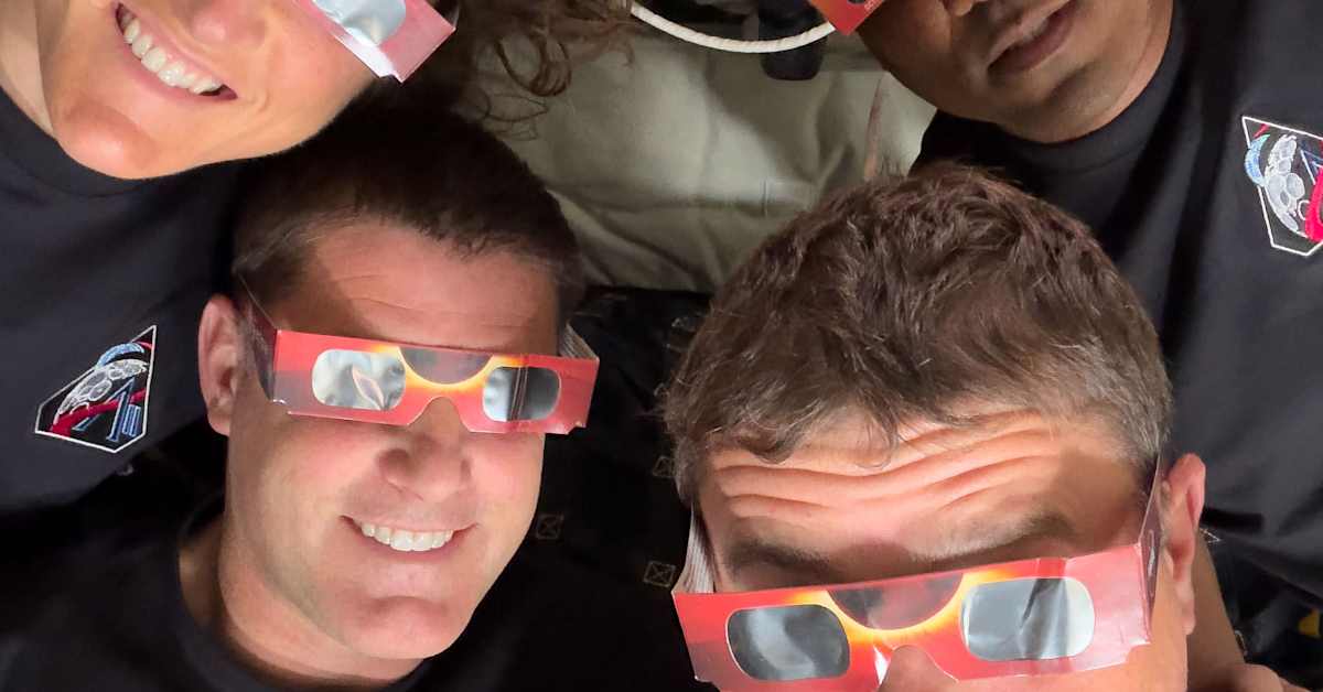 Onnistuuko historiallisen Artemis 2 -lennon paluu Maahan? Seuraa suorana kello 01.30 alkaen