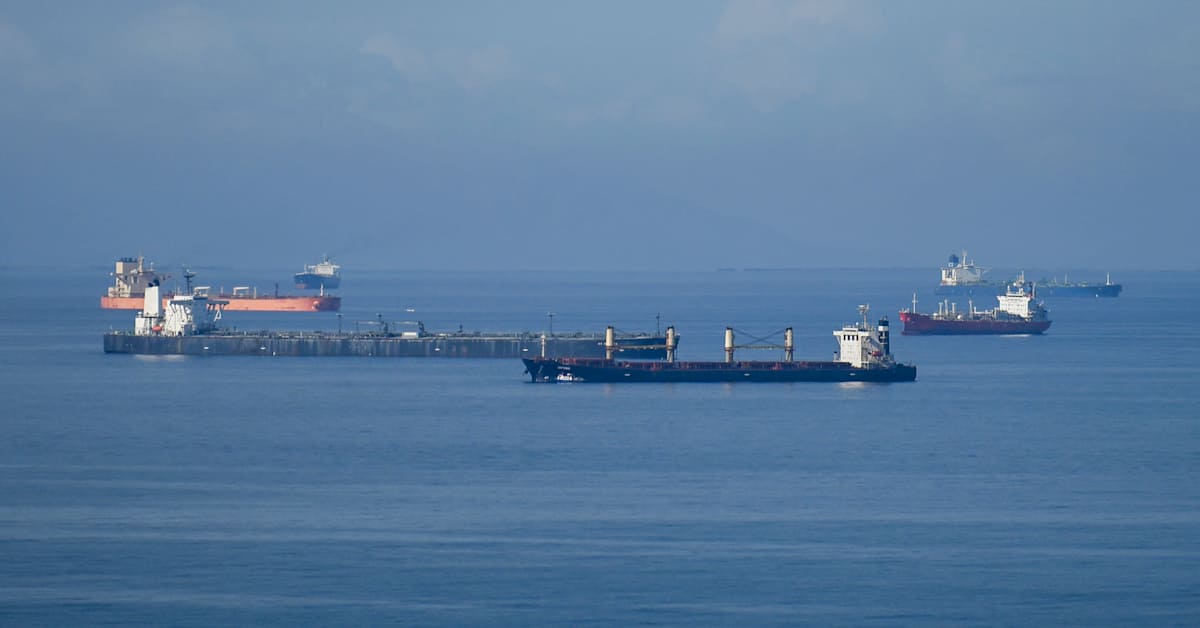 Venezuela's Geopolitical Shift: The Implications of Reopened Airspace and Oil Industry Privatization