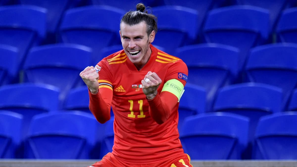 Gareth Bale firar mål i landslaget.