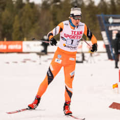 Lauri Lepistö hiihtää Inarin SM-hiihdoissa.
