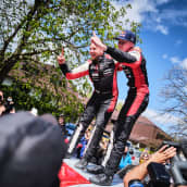 Katso Kalle Rovanperän koko huima Power Stage kuljettajan silmin