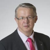 Perhe- ja peruspalveluministeri Juha Rehula