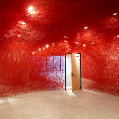 Chiharu Shiota, nykytaide, installaatio, EMMA