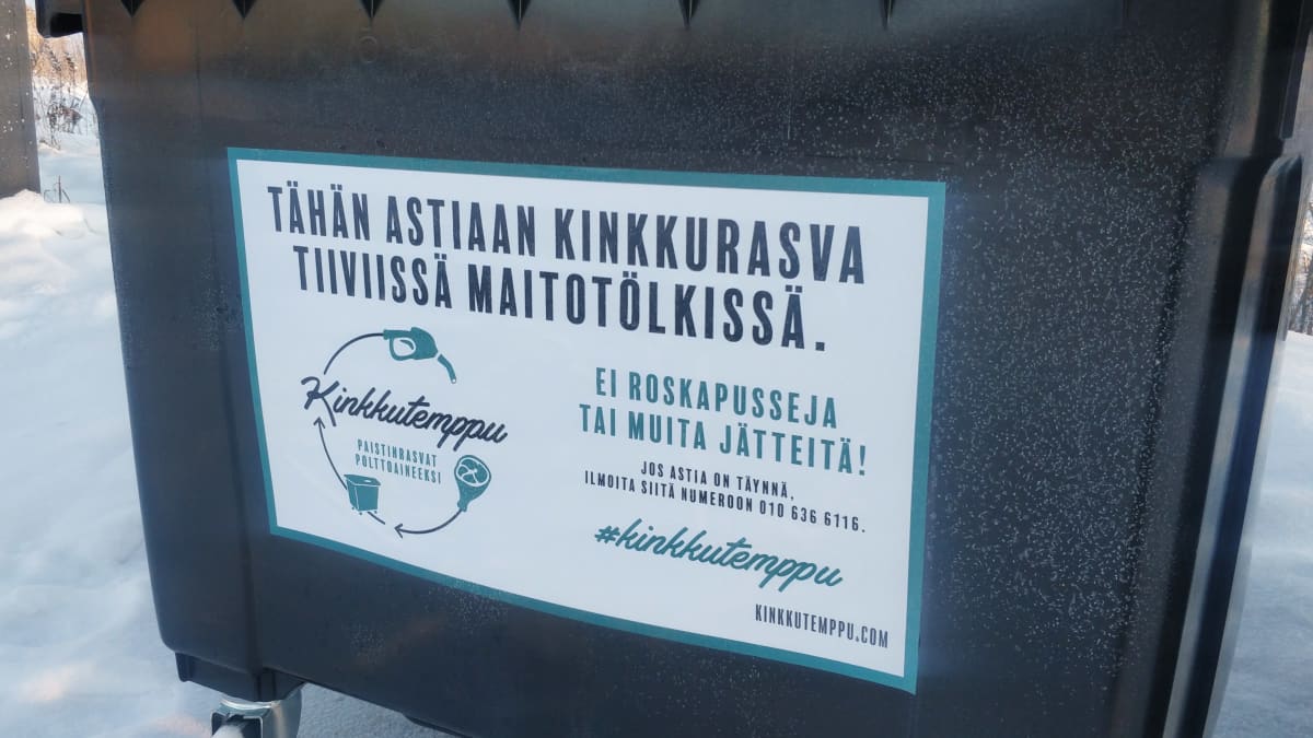 Jätekeräyslaatikko kinkkurasvoille Jyväskylän Keljon kierrätyspisteellä.