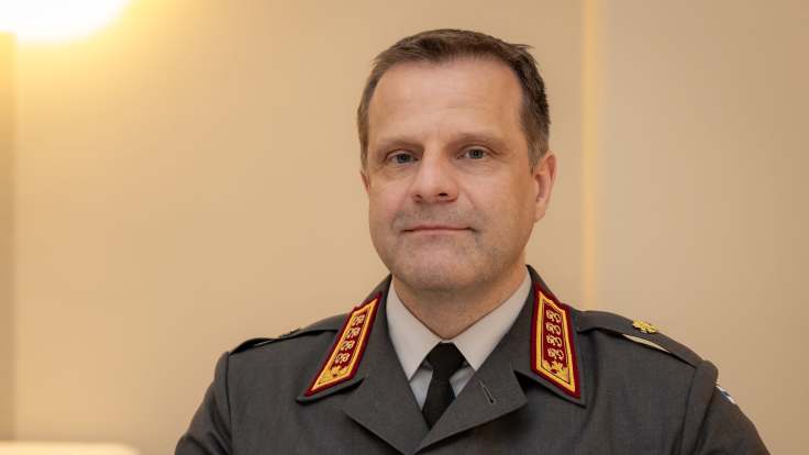 Suomen puolustusvoimain komentaja kenraali Janne Jaakkola.