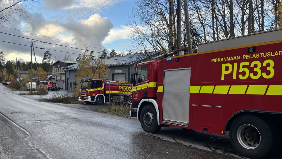 Teollisuushallissa levinnyt tulipalo sai alkunsa metallin karkaisutöistä  Nokialla | Yle Uutiset