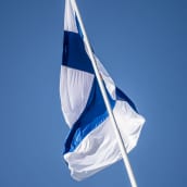 Suomen lippu salossa.