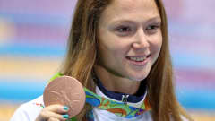 Valkovenäläinen Aljaksandra Gerasimenja on uinnin moninkertainen arvokisamitalisti. Kuvassa Gerasimenja Rion olympialaisissa pronssimitalin kanssa. 