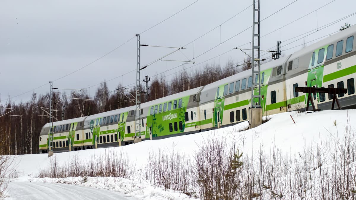 Matkustajajuna menossa kohti Jyväskylää.