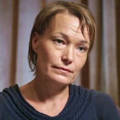 Linda Karlström från Kronoby är en ledande gestalt inom antivaccinationsrörelsen i Norden.