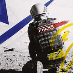 Kollage med en krigsjournalist med en pressväst på sig. Med på bilden också Al-Jazeera logotyp och Israels flagga.
