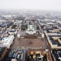 Ilmakuvassa on Helsingin Senaatintori toukokuussa 2021.