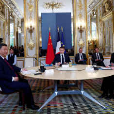 Kinas president Xi Jinping, Frankrikes president Emmanuel Macron och EU-kommissionens ordförande Ursula von der Leyen.