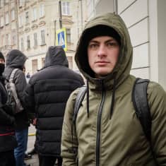 Kukaan ei ole pelännyt rintamalle lähtöä sen jälkeen kun lapsia ja naisia alkoi kuolla, sanoo ukrainalainen Andrei.
