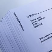 Kuvassa konsultin lähettämiä laskuja Sysmän kunnalle vuosina 2017 – 2020.