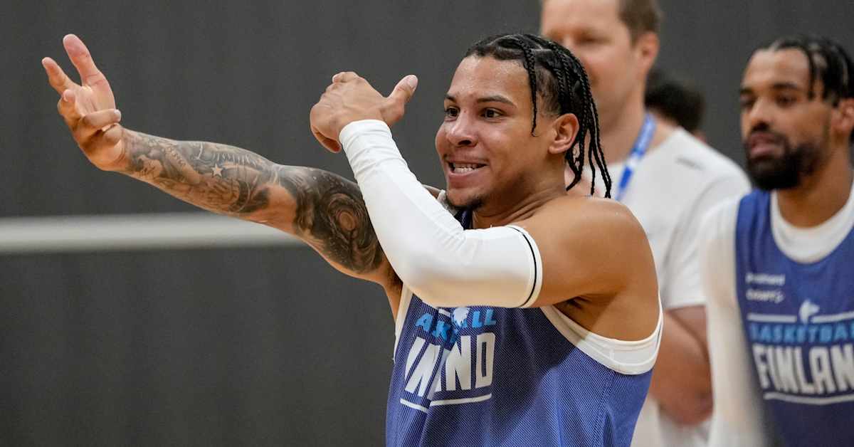 Miro Little paransi otteitaan äitinsä vaatimuksesta EM-kotikisoissa – aikoo leukailla myös Liettuan NBA-lupaukselle | Urheilu | Yle