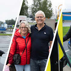 Kolme kuvaa sommiteltuna rinnakkain ja eroteltuna valkoisilla vinopalkeilla. Vasemmalla mies laittaa sähköautoa lataukseen, keskellä nainen ja mies poseeraavat latauspisteen edessä ja oikealla nainen käyttää sähköauton latauspisteen näyttöä.