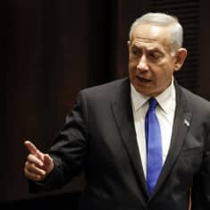 Israelin pääministeri Benjamin Netanjahu puhuu knessetissä.