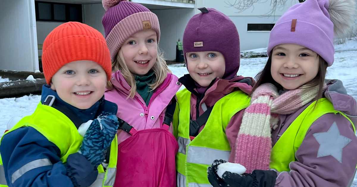 Barnpanelen vet det mesta om vargar: ”De äter barr och är rädda för ...