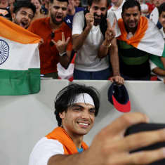 Neeraj Chopra juhlii maailmanmestaruutta.