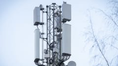 5g tukiasema telemastossa Helsingin Paloheinässä.