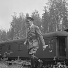 Adolf Hitlerin vierailu marsalkka Mannerheimin 75-vuotissyntymäpäivillä Immola 1942.06.04