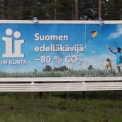 Klimatskylt invid Riksväg 4 i Ijo kommun.
