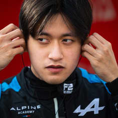 Guanyu Zhou