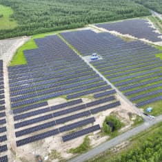 Oomi Oy:n omistama Vihreäsaaren aurinkovoimala Oulussa 29.6.2023